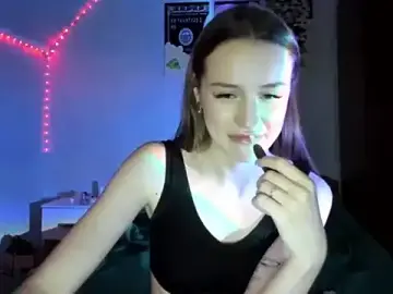 Tinyglow  live sex cam