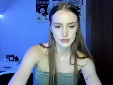 Tinyglow  live sex cam