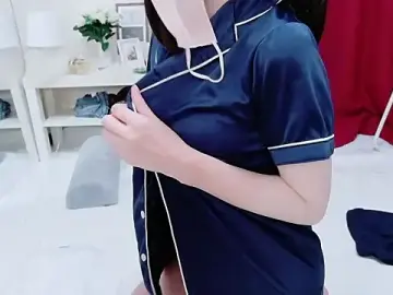 X_mi_tsu_ki_x  live sex cam