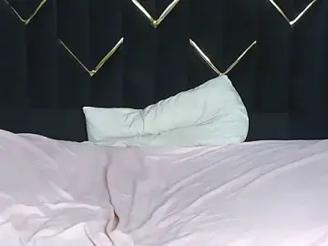 EbonyBentley  live sex cam