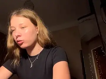 TarenOgilvie  live sex cam