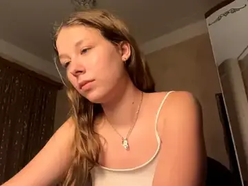 TarenOgilvie  live sex cam