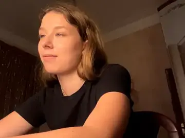 TarenOgilvie  live sex cam