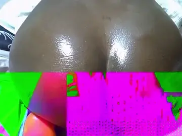 Gundo1523  live sex cam