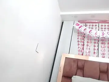 Isaa_stone  live sex cam