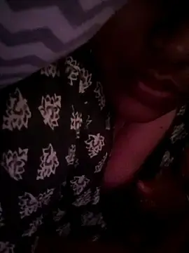 Kearala-chubbyzoya  live sex cam