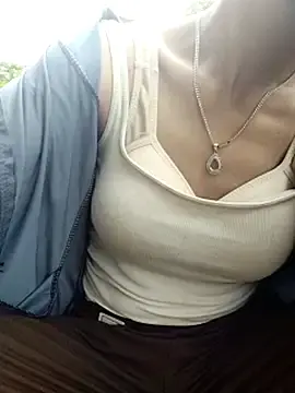 Kiss1122  live sex cam