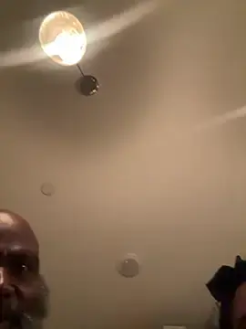 Kiwi514  live sex cam