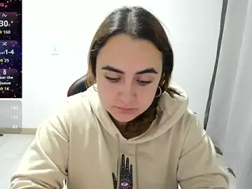 Maryluna95  live sex cam