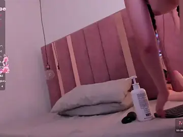 Sweetniite  live sex cam