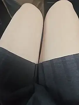 Baby-Linh  live sex cam