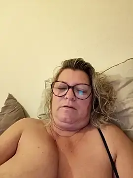 Delphineben  live sex cam