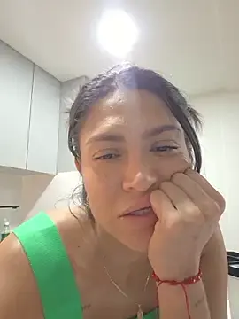 Ina_Jody_  live sex cam