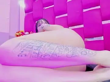 Lya_Anal  live sex cam