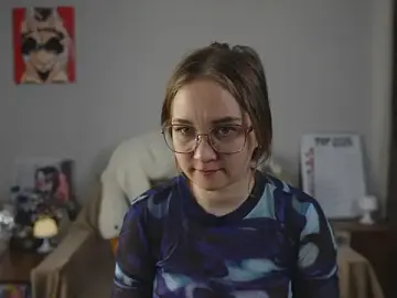 Miatiny  live sex cam