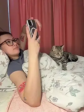 RinaCat  live sex cam