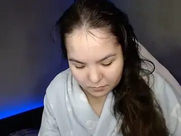 Var_Kiss  live sex cam