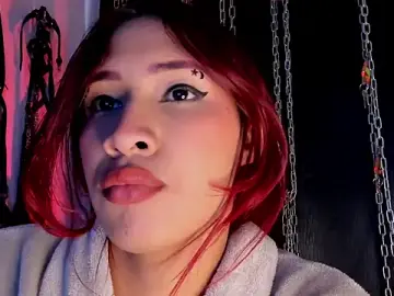 Charrlotte_quinn  live sex cam