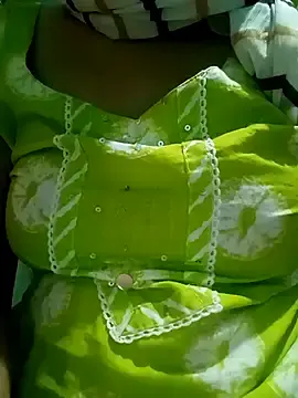 Sunita-doll  live sex cam