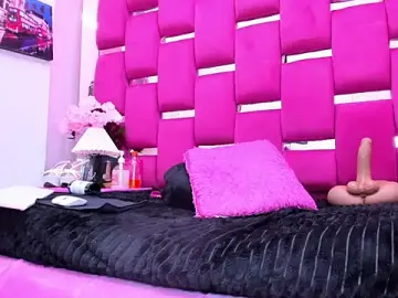 Sweet_lya69  live sex cam