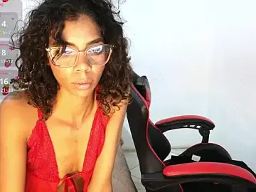 ElisaBoyer  live sex cam