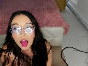 Ivory_Dlacour  live sex cam