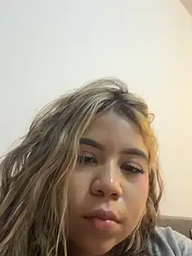M1la_18  live sex cam