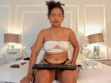 MirandaLuna  live sex cam