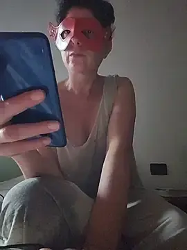 Vagabondainnamorata  live sex cam
