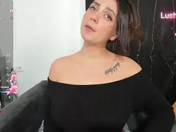 Alexysgray  live sex cam