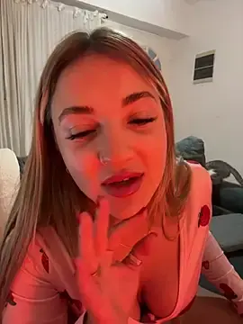 Dolcemarrrr  live sex cam