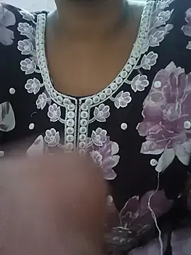 Tamil_hotpriya  live sex cam