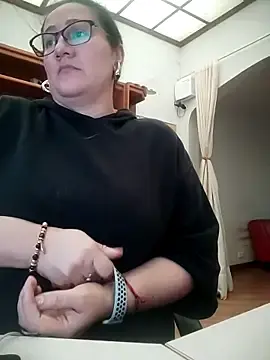 Aisha_manzur  live sex cam
