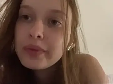 Eva_Shining_Star  live sex cam