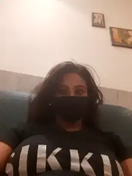 JENIFER_PUNE  live sex cam