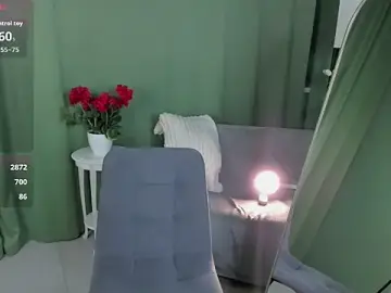 LeticiaRomano  live sex cam