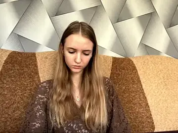 LuiseFurbeck  live sex cam