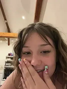 SecretViolaa  live sex cam