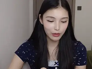 Tibbie-66  live sex cam
