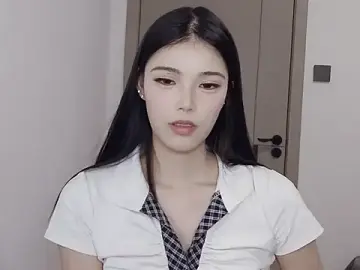 Tibbie-66  live sex cam