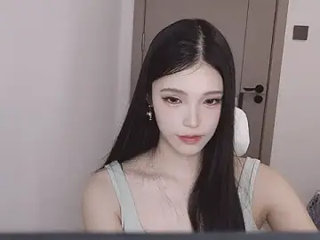 Tibbie-66  live sex cam