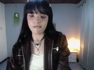 Sailor_moon07  live sex cam