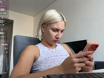 AnneBall  live sex cam