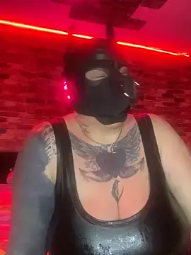 DamagedGoddessX  live sex cam