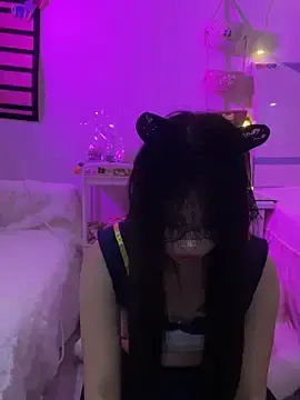 Gina688  live sex cam