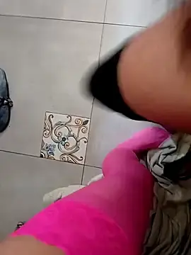 Gios1  live sex cam
