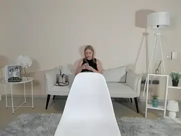 KymberlyOxman  live sex cam