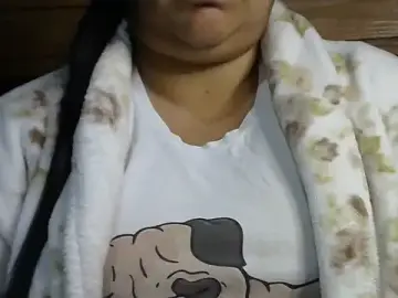 MARRENTINHA34  live sex cam