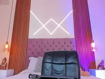 Miiaa_jones  live sex cam