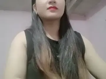 Tuyettrang99  live sex cam